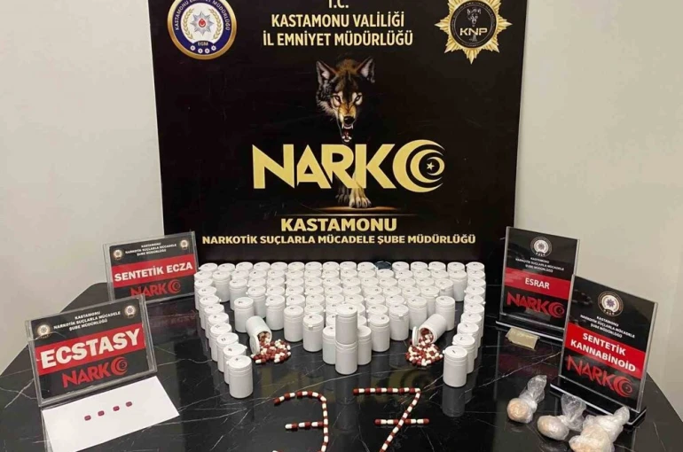 Kastamonu’da uyuşturucu maddeyle yakalanan 2 kişi tutuklandı