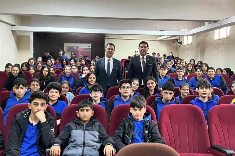 KATSO Başkanı Kadir Bozan, Kariyer Günlerinde öğrencilerle buluştu