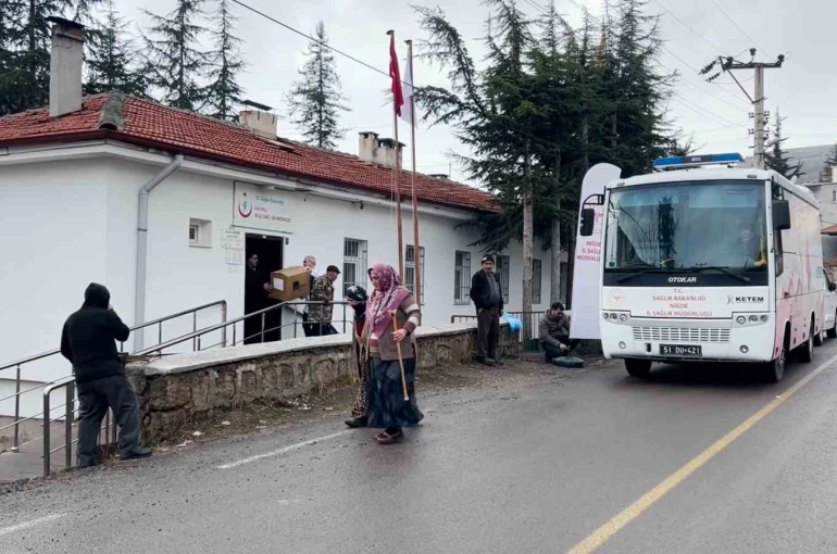 Kayırlı köyünde vatandaşlara mobil sağlık hizmeti