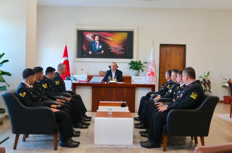 Kaymakam Erdoğan jandarma personelini ağırladı