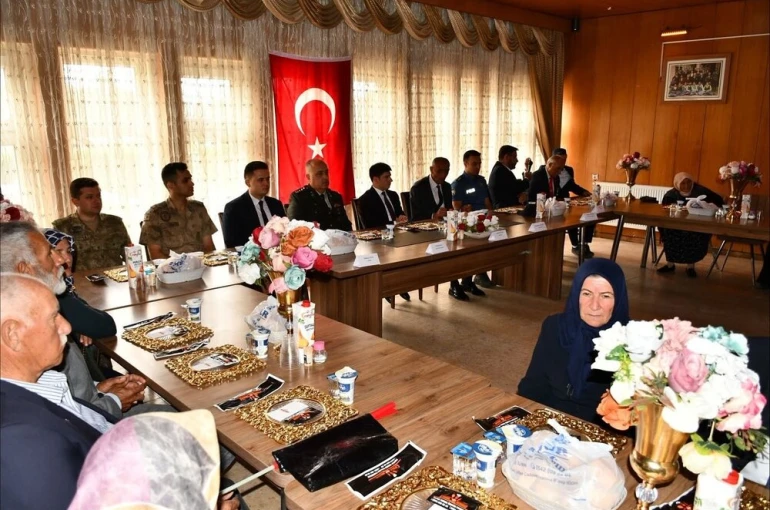 Kaymakam Gülnar, gazileri unutmadı