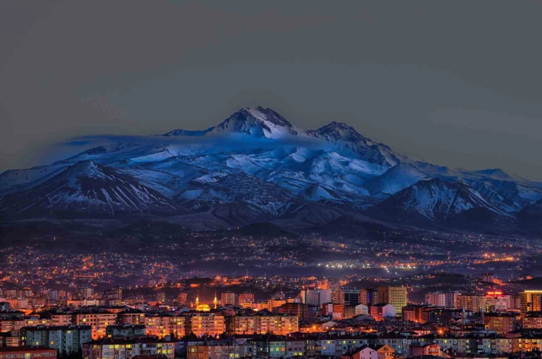 Kayseri, 9 günlük bayram tatilinde keşfedilmeyi bekliyor 