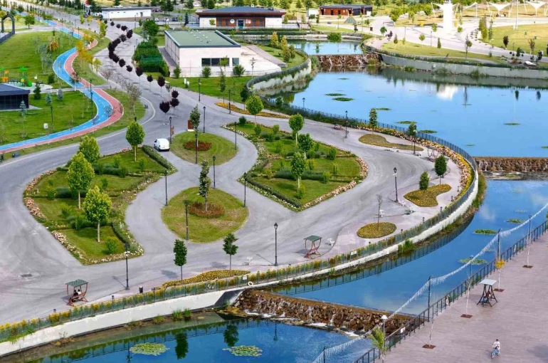 Kayseri çiçek bahçesine dönüşüyor