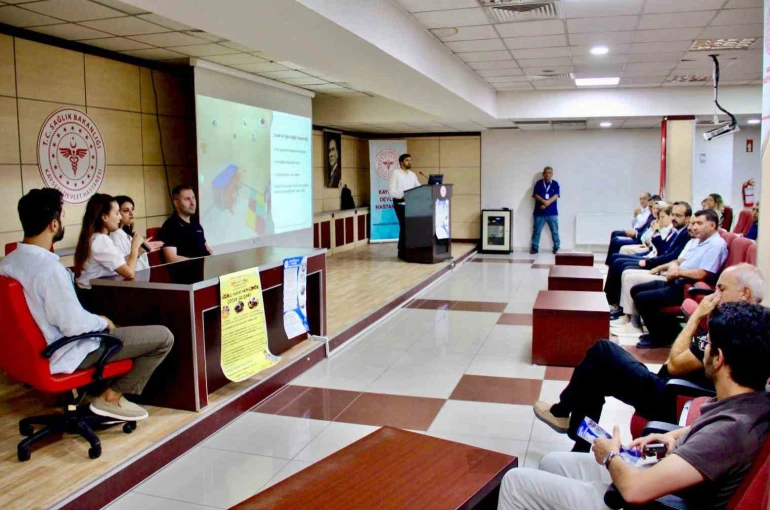 Kayseri Devlet Hastanesi hekimlerine eğitim