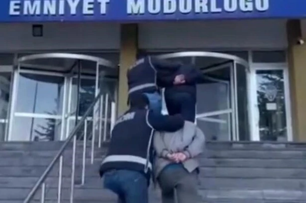 Kayseri polisinden ’sahte plaka’ operasyonu: 2 gözaltı