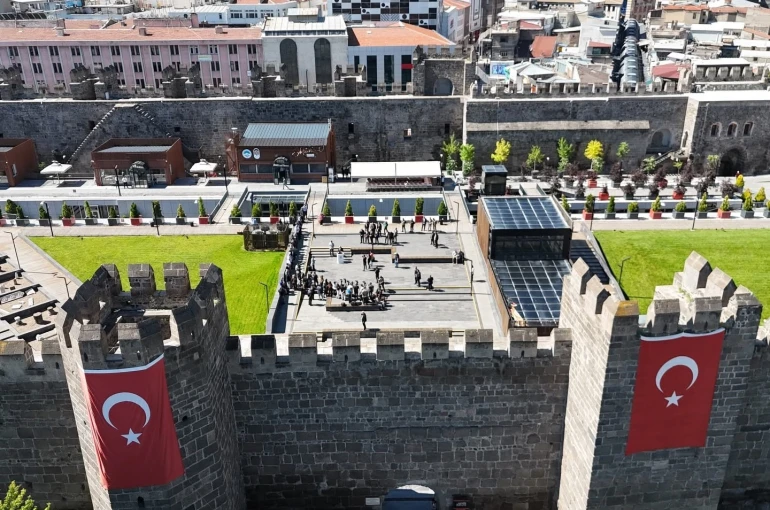 Kayseri tatlarının yeni adresi ‘Mülhem Kayseri Mutfağı’ açıldı