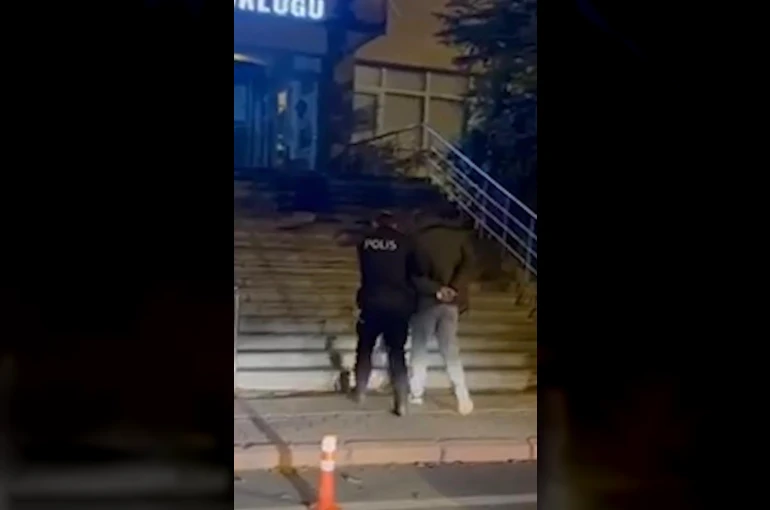 Kayseri’de 12 yıl 6 ay kesinleşmiş hapis cezası bulunan şahıs uyuşturucuyla yakalandı 