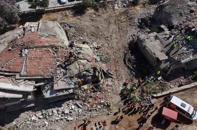 Kayseri’de 4 bin personelin katılımıyla gerçeği aratmayan tatbikat