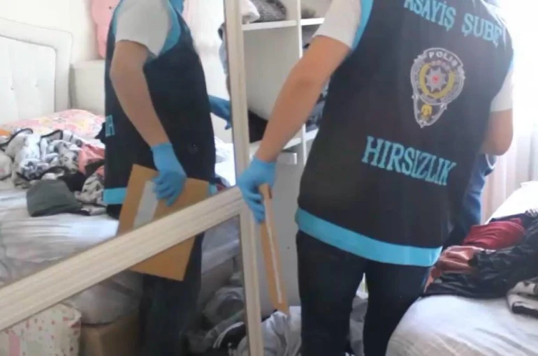 Kayseri’de 5 evden 1 milyon 900 bin TL’lik ziynet ve para çalan şahıslar yakalandı