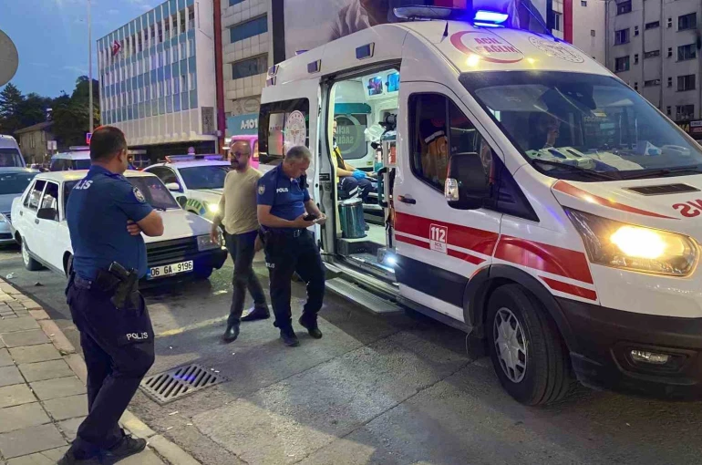 Kayseri’de bıçakla yaralanan genç esnafa sığındı: 1 yaralı