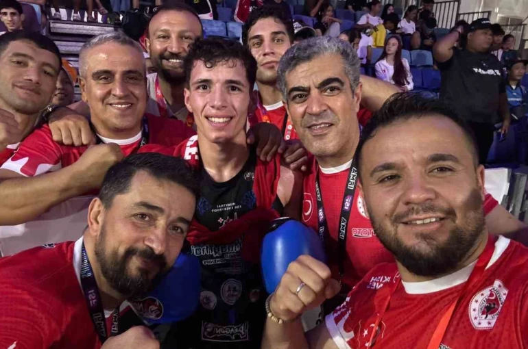 Kayserili Muaythai sporcularından dünya arenasında büyük zafer