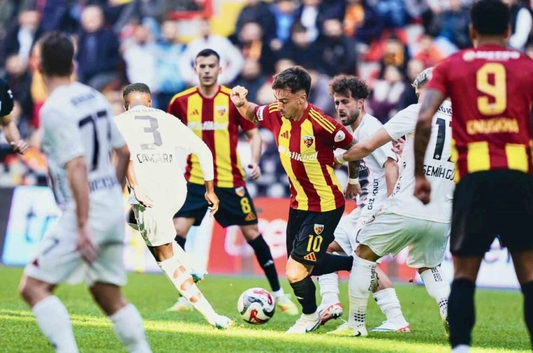 Kayserispor 1 basamak geriledi