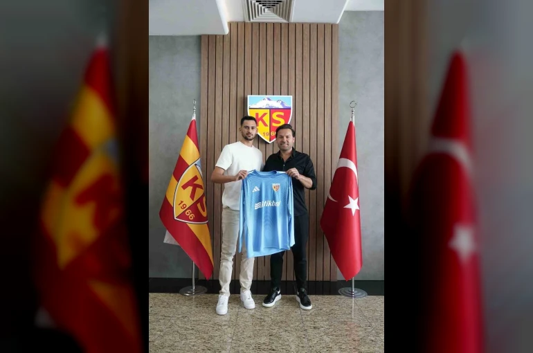 Kayserispor Deniz Dönmezer ile 3 yıllık sözleşme imzaladı