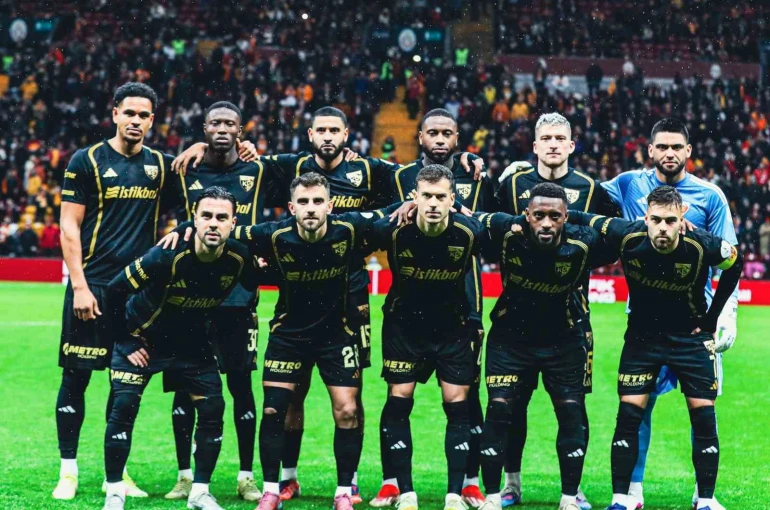 Kayserispor galibiyeti unuttu