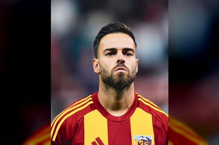 Kayserispor kaptanı Cardoso: "Başakşehir maçını kazanmalıyız"