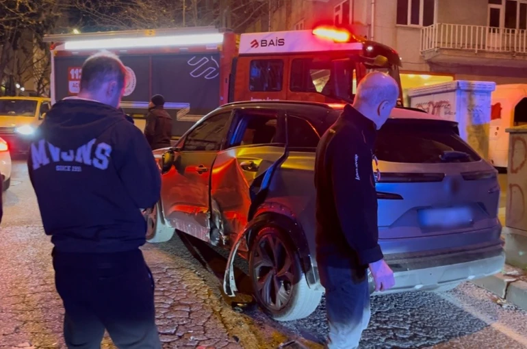 Kaza sonrası "eşimle kavga ettim" diyerek arabayı bırakıp olay yerinden firar etmiş