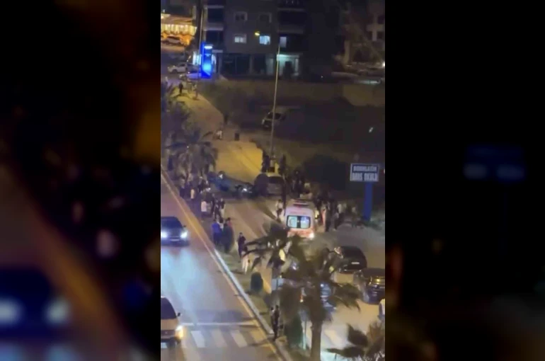 Kaza yapan araçtaki 3 kişi kaçtı, kısa sürede polise yakalandı