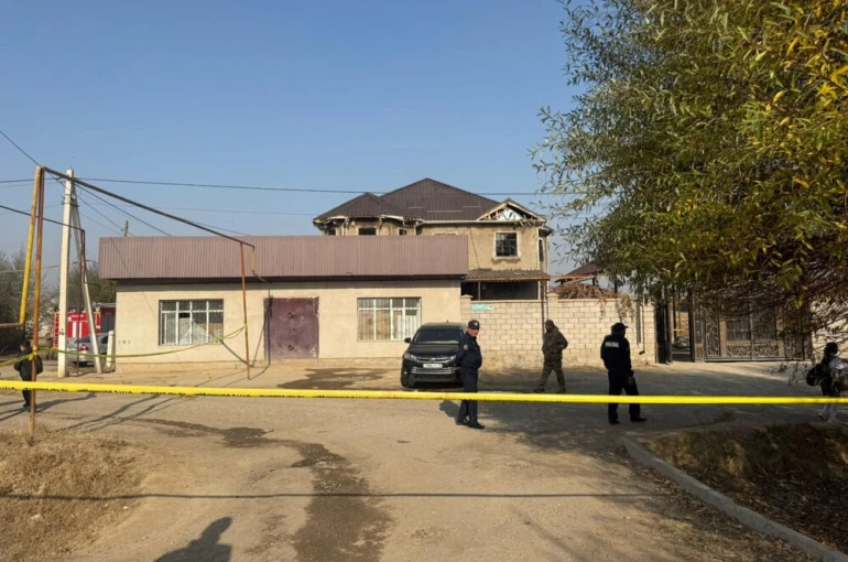 Kazakistan’da ev yangını: 9’u çocuk 12 kişi öldü
