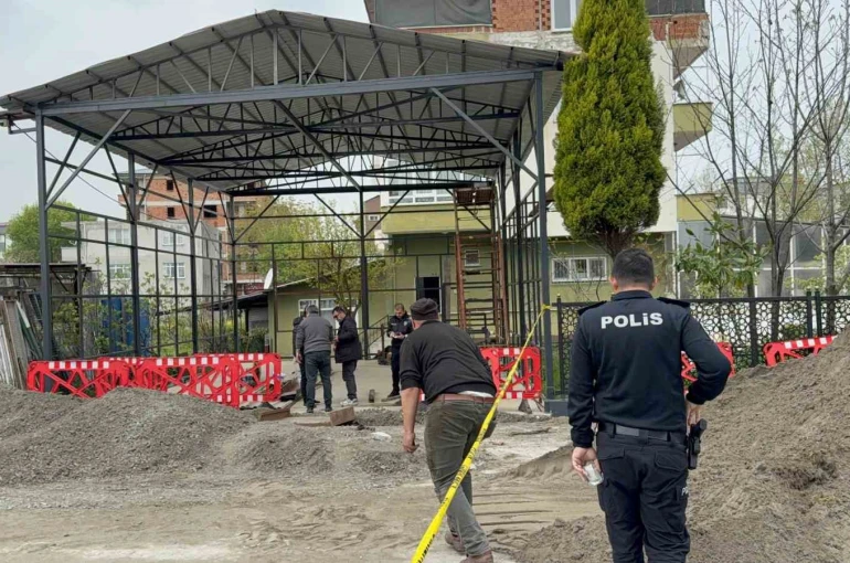 "Kazığımı niye aldın" kavgası: 1’i ağır 4 yaralı
