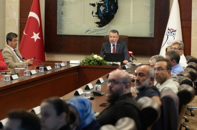 KBÜ senatosunda uluslararası başarılar ve yeni hedefler görüşüldü