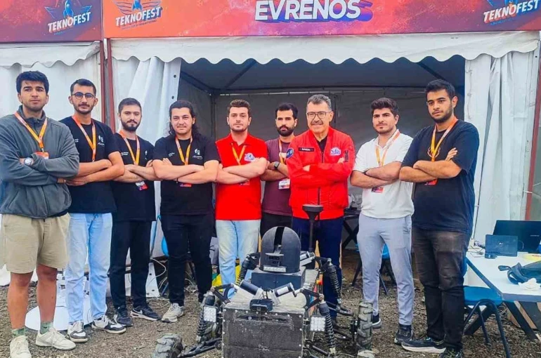 KBÜ takımı Uluslararası İnsansız Kara Aracı Yarışmasında finalist oldu