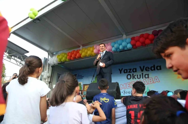Keçiören Belediyesi’nden ‘Yaza Veda Okula Merhaba’ etkinliği
