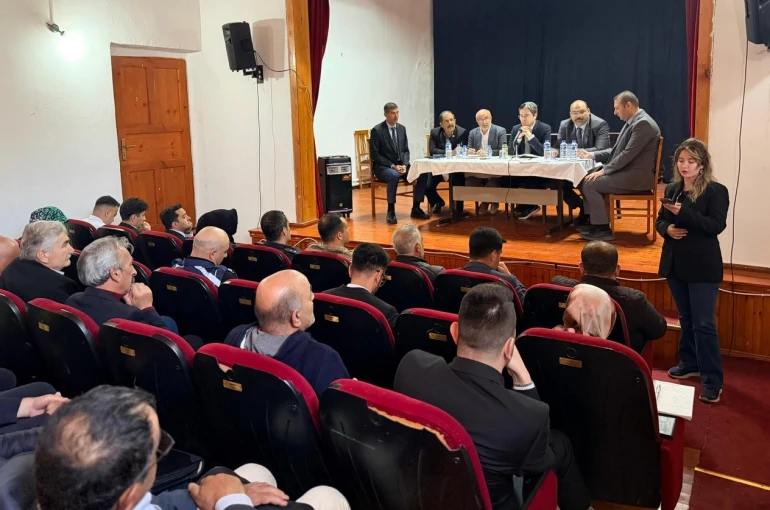Kemaliye’de Muhtarlar Toplantısı gerçekleştirildi