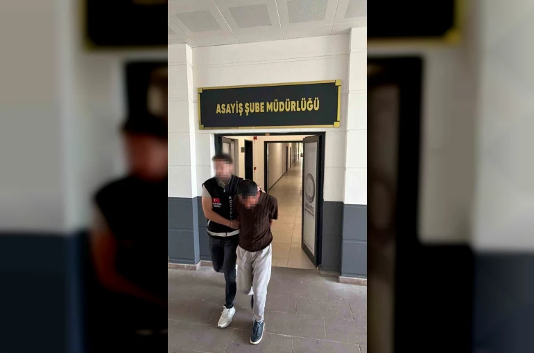 Kendini polis olarak tanıtıp vatandaşı dolandıran şüpheli otobüste yakalandı