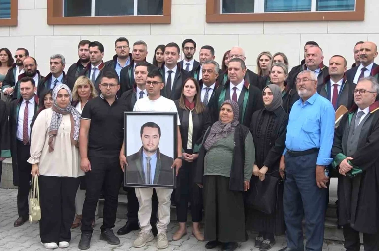 Kendisini icraya veren SGK avukatını öldüren sanığa ağırlaştırılmış müebbet