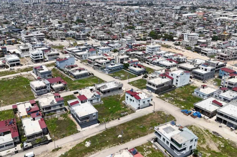 Kentsel dönüşüm için yeni model: "Bankalar müteahhit olacak"