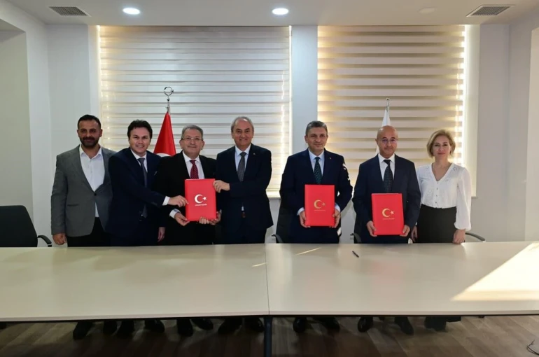 Kepez’in 3 mahallesine 4 sağlık yatırımı