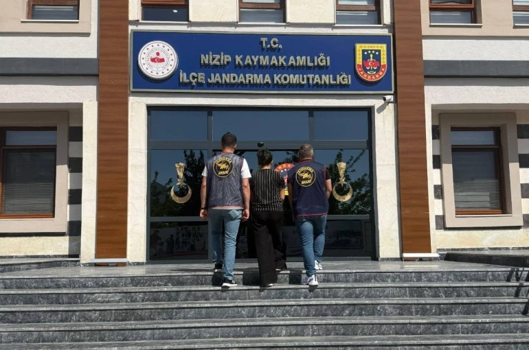 Kesinleşmiş 15 yıl cezayla aranan şahıs yakalandı
