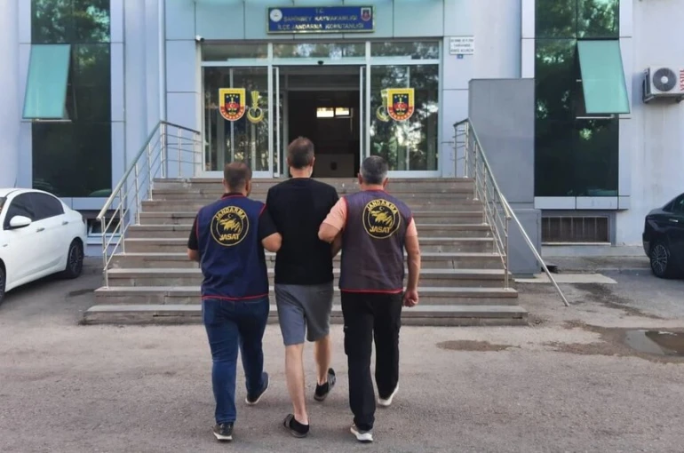 Kesinleşmiş 25 yıl cezayla aranan şahıs yakalandı