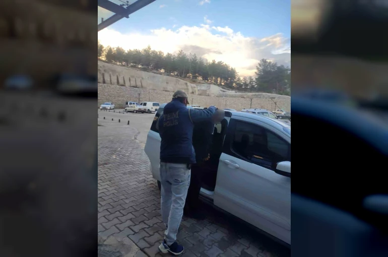 Kesinleşmiş hapis cezası bulunan FETÖ üyeleri yakalandı