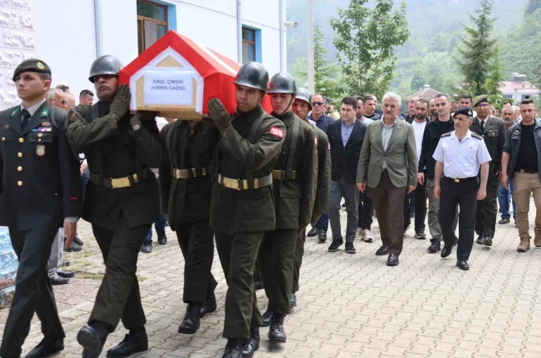 Kıbrıs Gazisi Erol Çimşir son yolculuğuna uğurlandı