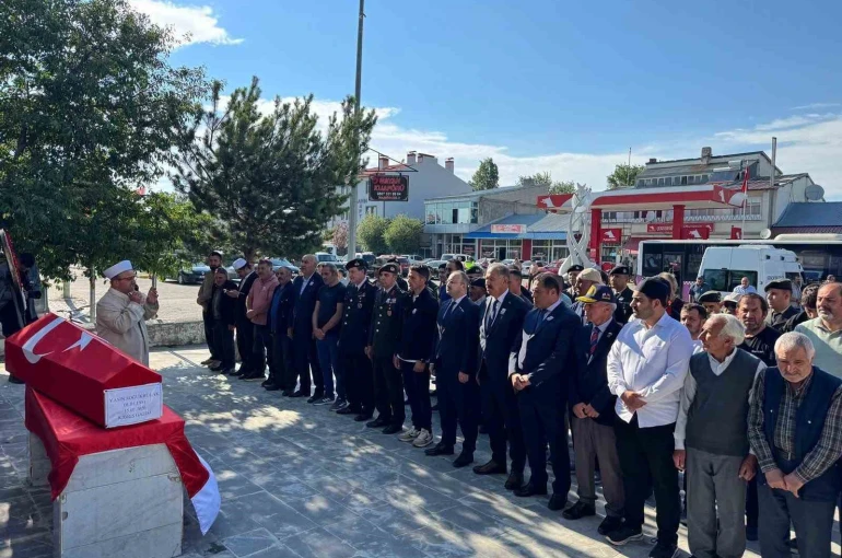 Kıbrıs Gazisi Yasin Soğukbulak Arpaçay’da askeri törenle son yolculuğuna uğurlandı