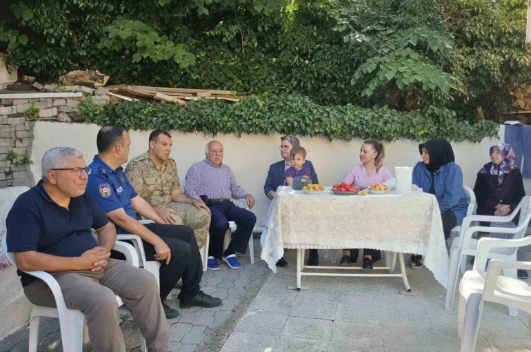 Kıbrıs gazisine minnet ziyareti