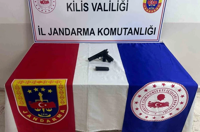 Kilis’te tarihi eser ve silah operasyonu