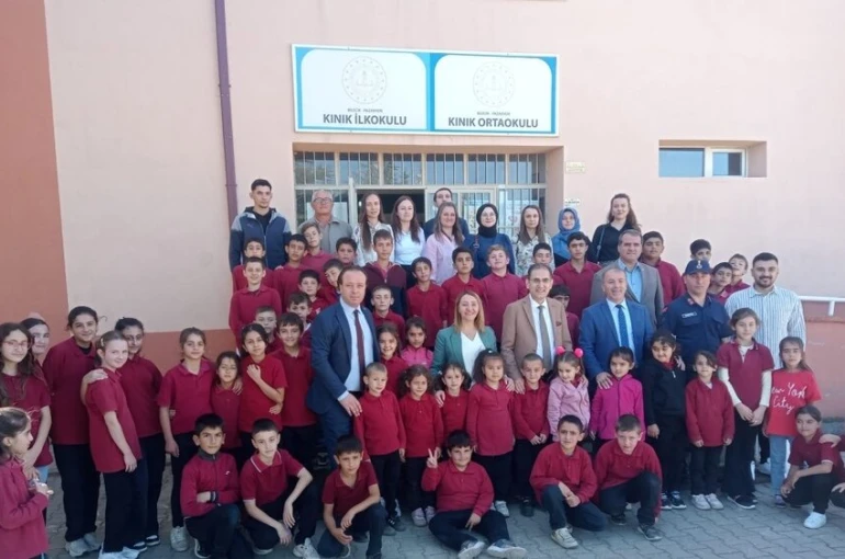 Kınık Köyü’nde Kitap Okuma ve Sohbet Etkinliği düzenlendi