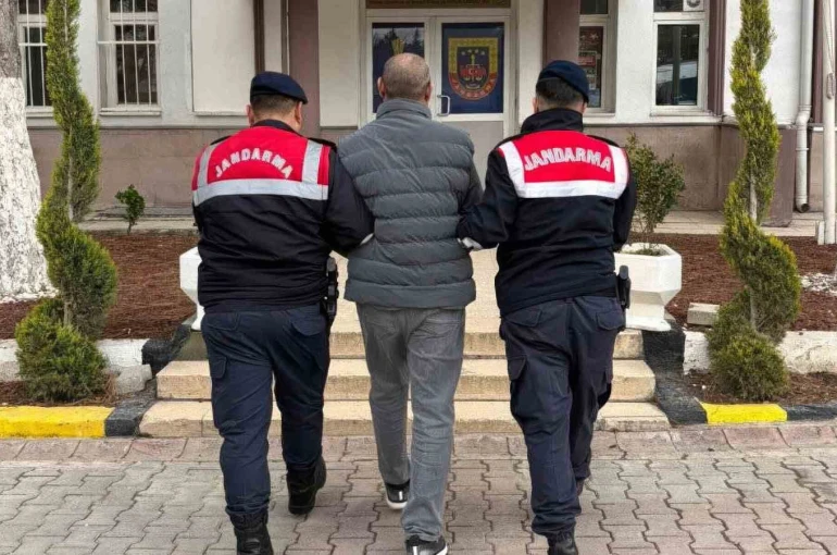 Kırıkkale’de 2 hükümlü yakalandı