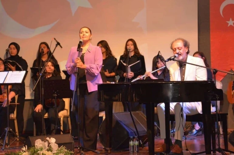 Kırıkkale’de "Kim Var?" sanat etkinliğinde coşkulu anlar yaşandı