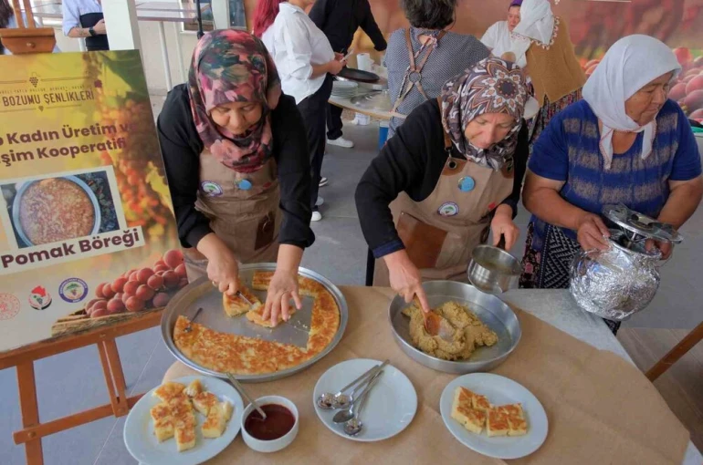 Kırklareli’nde Boşnak, Pomak, Arnavut ve Amuca lezzetleri sergilendi