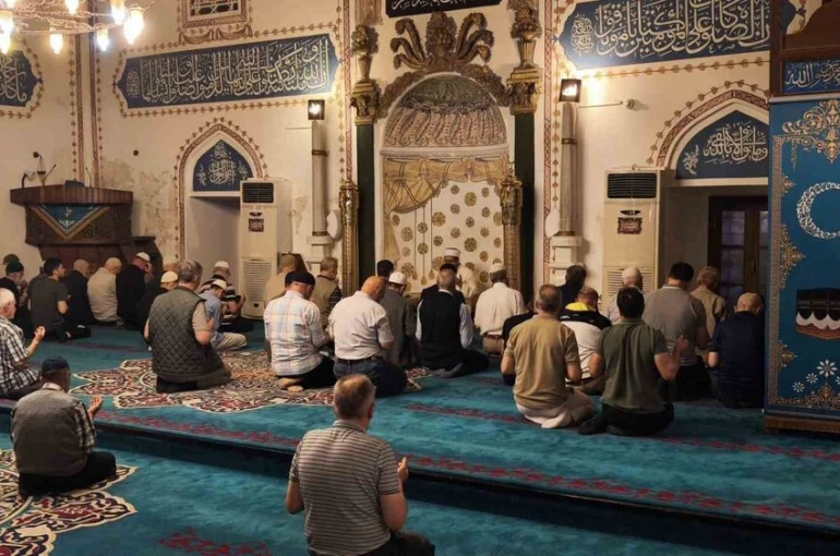 Kırklareli’nde Filistinliler için dua edildi