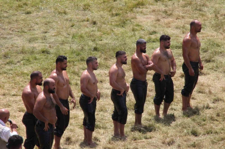 Kırkpınar’da son şampiyon Orhan Okulu ile Ali Gürbüz çeyrek finalde elendi