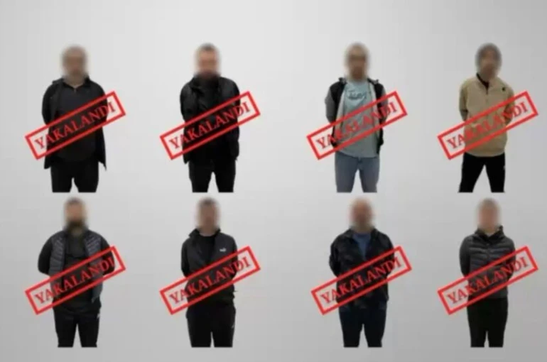 Kırmızı bültenle aranan 5 kişi Gürcistan’da yakalanarak Türkiye’ye getirildi