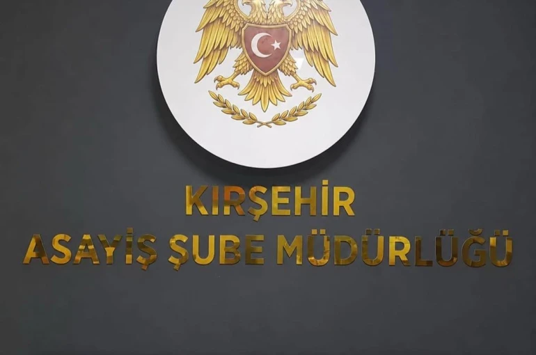 Kırşehir’de denetimlerde silah ve kesici alet ele geçirildi