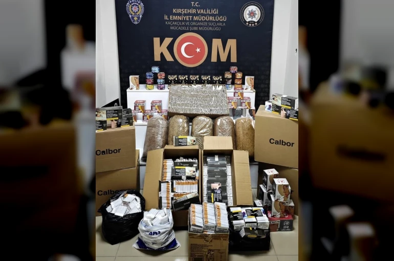 Kırşehir’de kaçak tütün operasyonu: Binlerce makaron ve kaçak ürün ele geçirildi