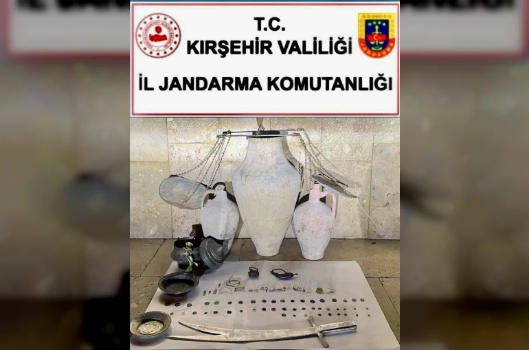 Kırşehir’de tarihi eser kaçakçılığı operasyonu: 79 adet tarihi obje ele geçirildi