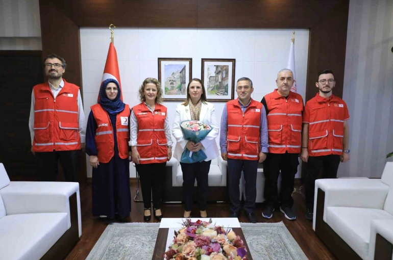 Kızılay’dan Vali Nurtaç Arslan’a teşekkür