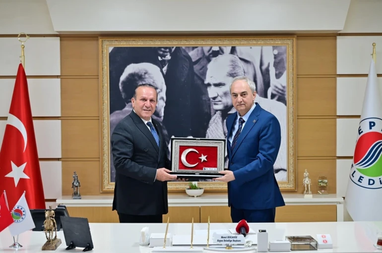KKTC Başbakan Yardımcısı Ataoğlu, Kepez Belediyesi’nde
